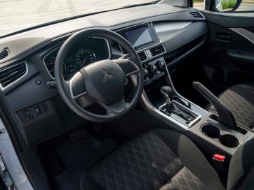 nội thất xe ké 4