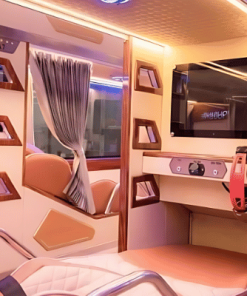Queen Bus sleeper limousine amenities, including massage seats and free Wi-Fi.