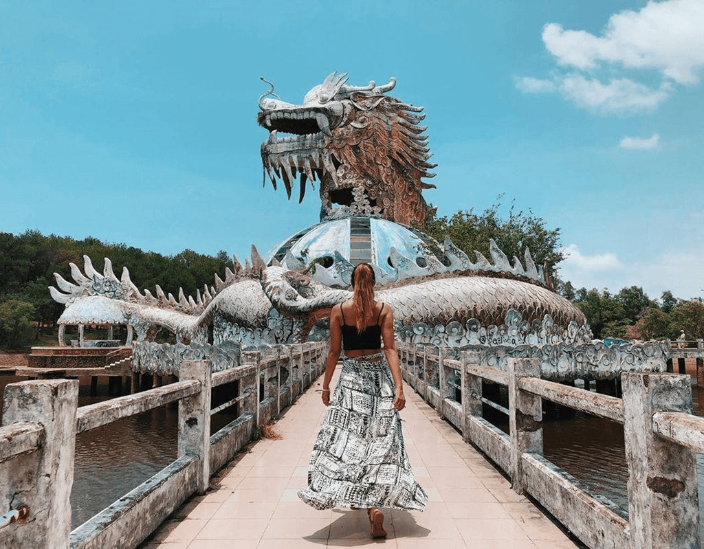 Check in dưới khung cảnh đầy ma mị, kỳ bí tại hồ Thuỷ Tiên Check in dưới khung cảnh đầy ma mị, kỳ bí tại hồ Thuỷ Tiên