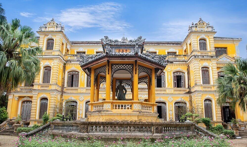 Công trình kiến trúc pha lẫn Á Âu Cung An Định