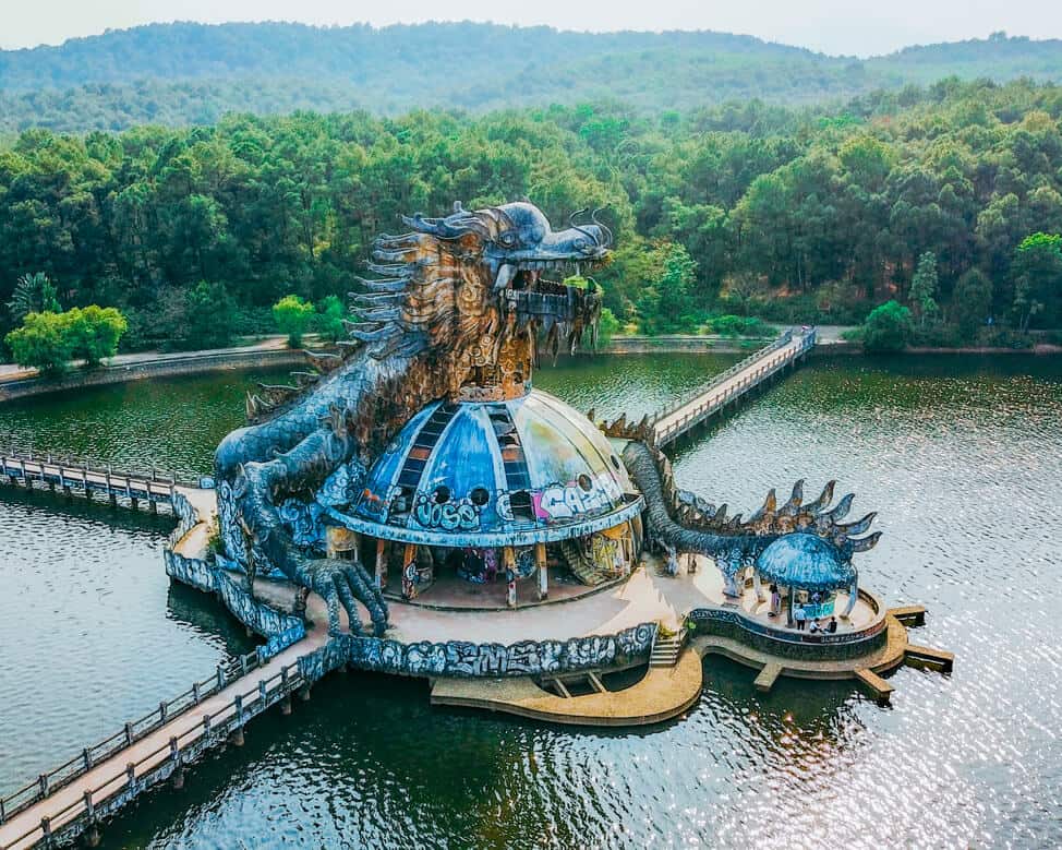 Hồ Thủy Tiên nằm trên đồi Thiên An ở Huế (nguồn sưu tầm) Hồ Thủy Tiên nằm trên đồi Thiên An ở Huế (nguồn sưu tầm)