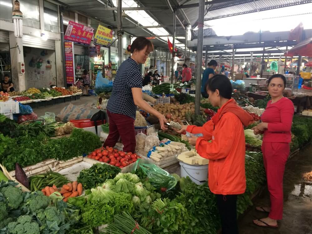 Luôn luôn giữ một ít tiền mặt bên mình khi đi chợ (nguồn sưu tầm) Luôn luôn giữ một ít tiền mặt bên mình khi đi chợ (nguồn sưu tầm)