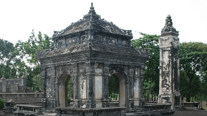 Nơi an nghỉ của vua Đồng Khánh (Ảnh sưu tầm)