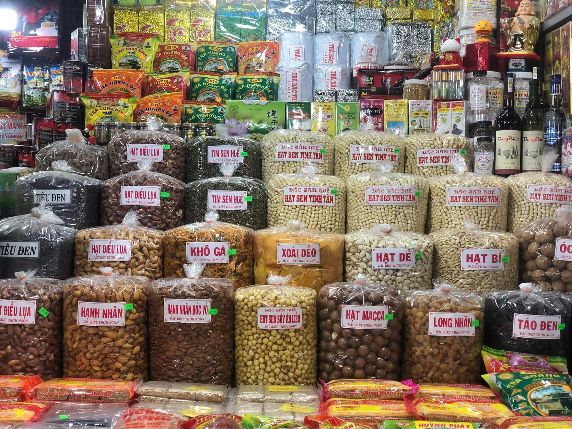 Thiên đường ẩm thực với các món đặc sản tại chợ Đông Ba (nguồn sưu tầm) Thiên đường ẩm thực với các món đặc sản tại chợ Đông Ba (nguồn sưu tầm)