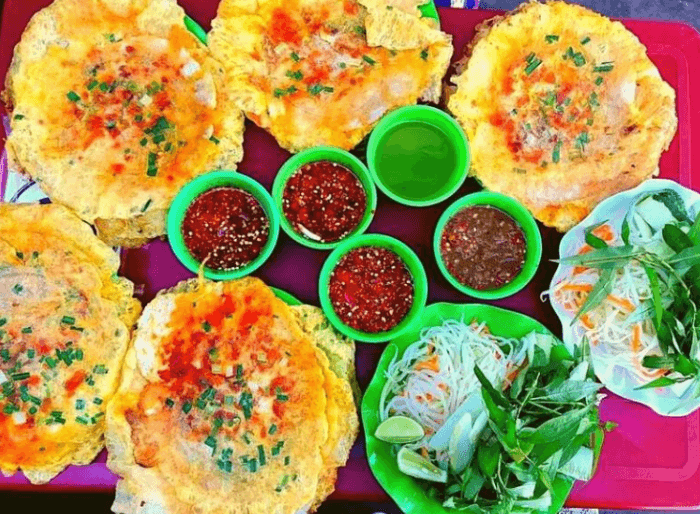 Bánh ép Huế món ngon xế chiều (Ảnh Sưu tầm) Bánh ép Huế món ngon xế chiều (Ảnh Sưu tầm)
