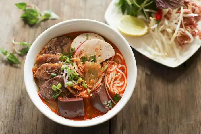 Bún bò Huế Tinh hoa ẩm thực cố đô (Ảnh Sưu tầm) Bún bò Huế Tinh hoa ẩm thực cố đô (Ảnh Sưu tầm)