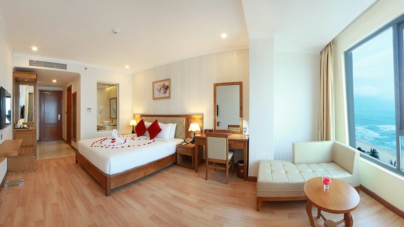 Khách sạn gần công viên biển Đông Đà Nẵng - Danang Serene Beach Hotel (sưu tầm)