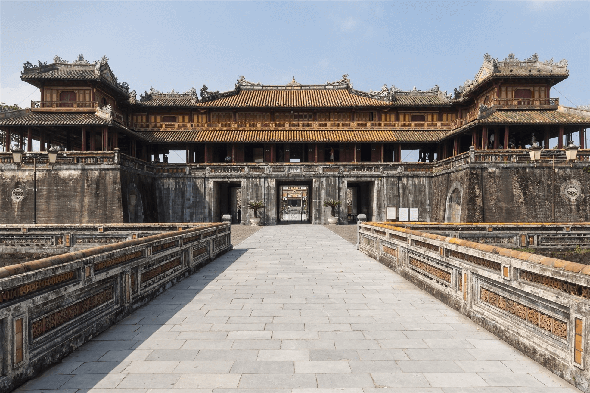 Giờ mở cửa Kinh thành Huế (Ảnh Sưu tầm) Giờ mở cửa Kinh thành Huế (Ảnh Sưu tầm)