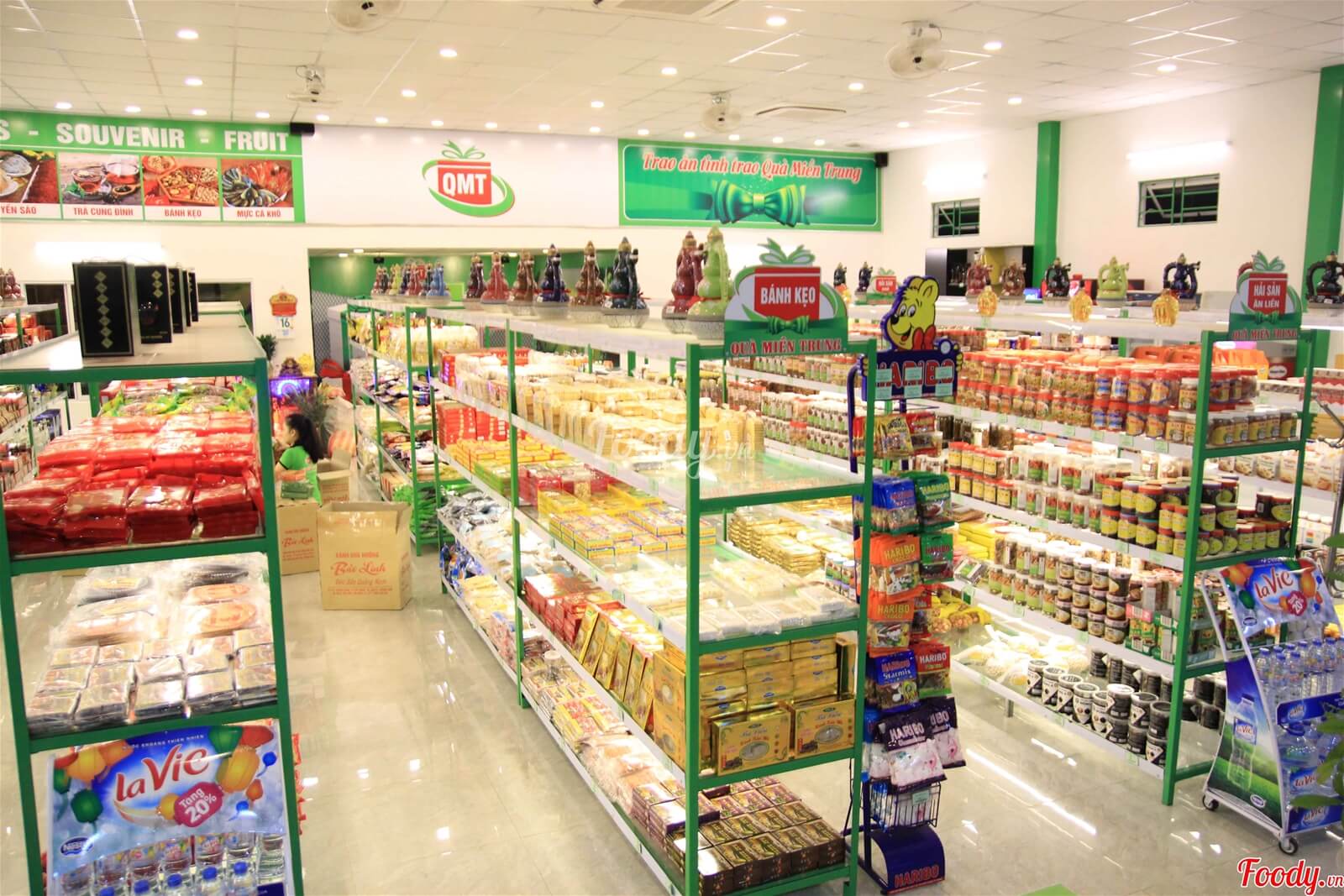 Siêu thị đặc sản miền Trung đa dạng quà cho du khách lựa chọn (sưu tầm) Ăn gì ở Huế: Siêu thị đặc sản miền Trung đa dạng quà cho du khách lựa chọn (sưu tầm)