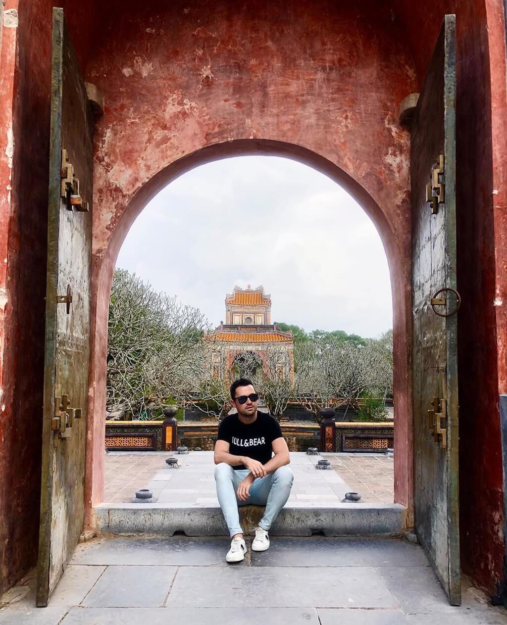 Thời điểm sáng sớm hoặc chiều muộn là thời gian đẹp nhất trong ngày để checkin Lăng Gia Long (sưu tầm) Thời điểm sáng sớm hoặc chiều muộn là thời gian đẹp nhất trong ngày để checkin Lăng Gia Long (sưu tầm)