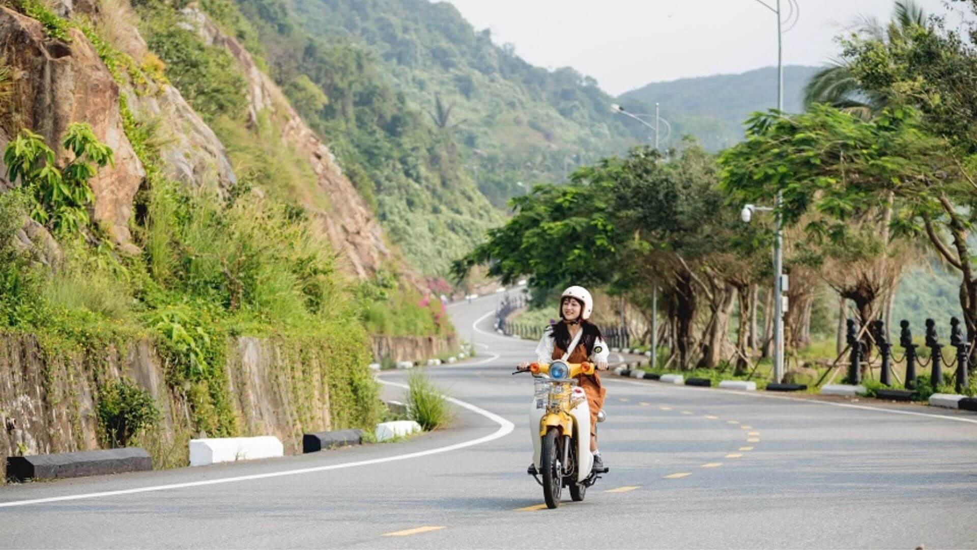 Trải nghiệm đi xe máy đến bán đảo Sơn Trà Đà Nẵng (Ảnh Sưu tầm)