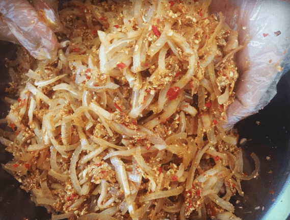 Tré trộn món ăn chơi của tín đồ mê ẩm thực (Ảnh Sưu tầm) Tré trộn món ăn chơi của tín đồ mê ẩm thực (Ảnh Sưu tầm)