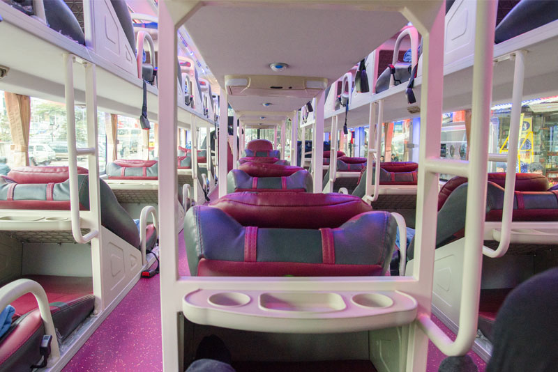 Nội thất xe limousine Hà Nội Thanh Hóa hãng xe Queen Cafe Bus
