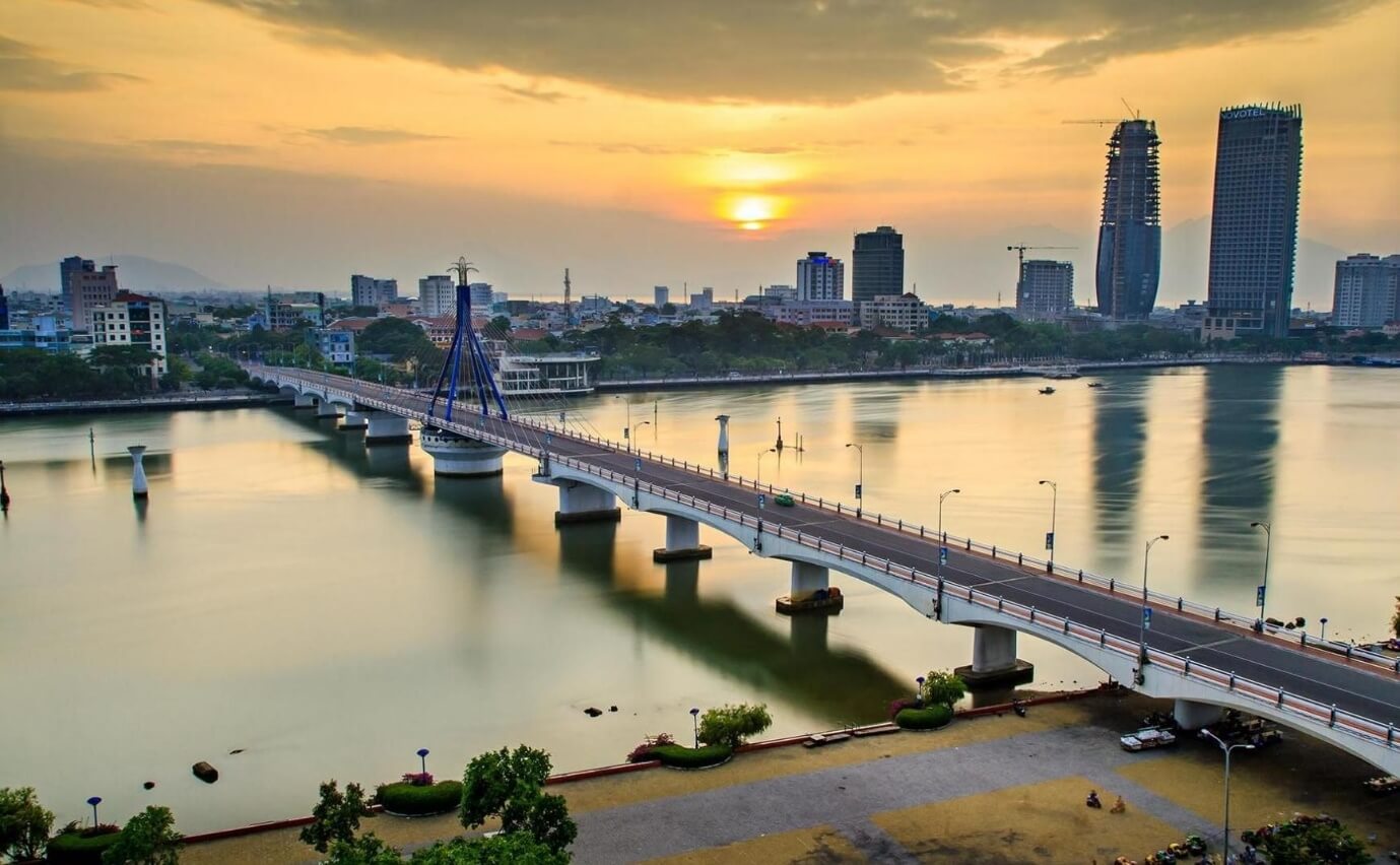 Cầu Tiên Sơn bức tranh giao thông trong các cây cầu ở Đà Nẵng (Ảnh Sưu tầm) Cầu Tiên Sơn bức tranh giao thông trong các cây cầu ở Đà Nẵng (Ảnh Sưu tầm)