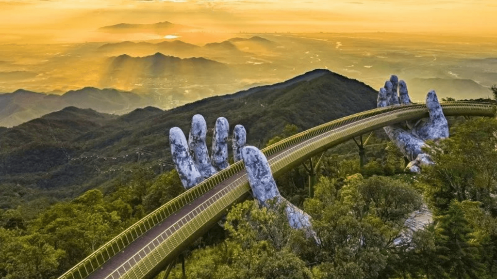 Cầu Vàng Đà Nẵng Hành trình tham quan A Z và những góc ảnh không thể bỏ lỡ (Ảnh Sưu tầm)