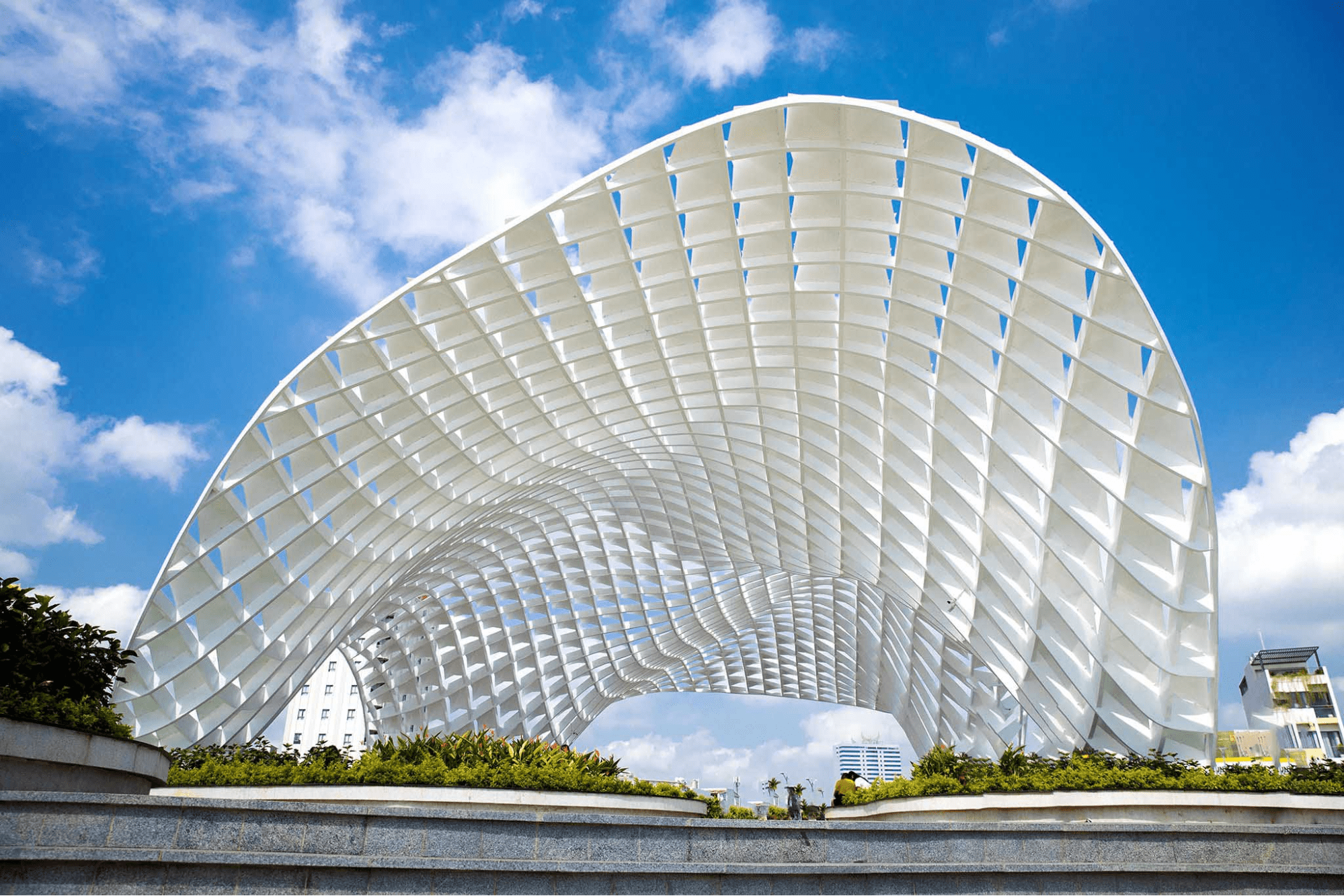 Công viên APEC là biểu tượng kiến trúc cánh diều bên bờ sông Hàn