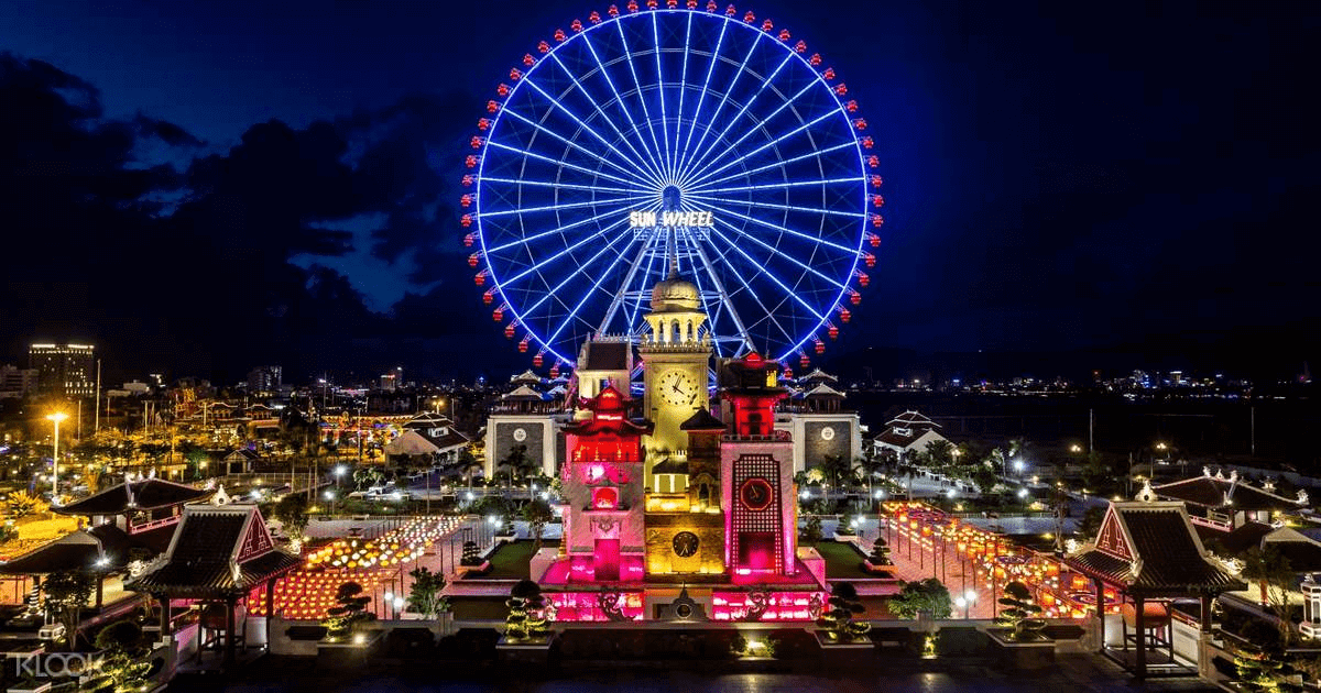 Công viên Châu Á Asia Park gần chợ đêm Sơn Trà với vòng quay Sun Wheel