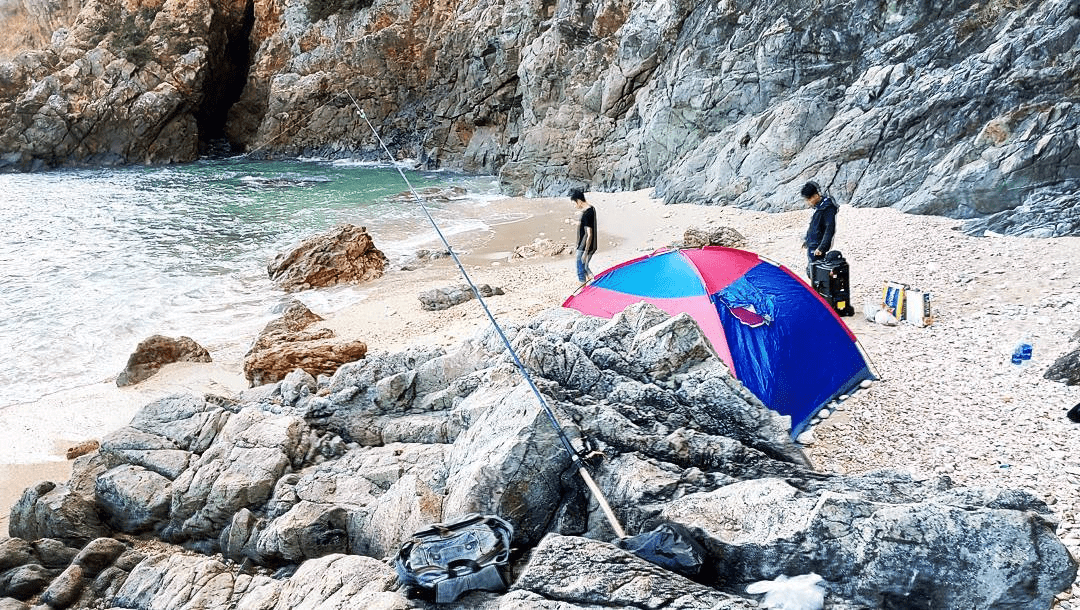 Đêm lửa trại ấm áp bên Ghềnh Bàng Đà Nẵng hoang sơ (Ảnh Sưu tầm)