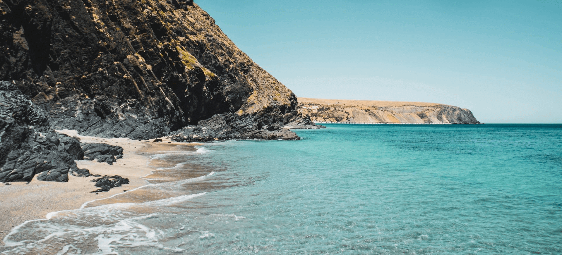 Ghềnh Bàng Đà Nẵng – điểm đến hoang sơ níu chân du khách (Ảnh Sưu tầm)