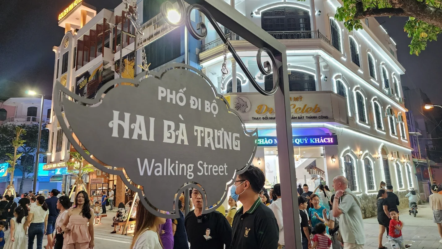 Dạo phố đi bộ Huế Hai Bà Trưng, tận hưởng nhịp sống hiện đại giữa lòng cố đô (Ảnh Sưu tầm)