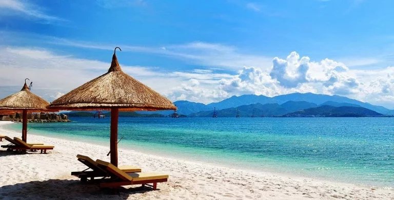Detailed guide to Da Nang's most prominent and must-visit beaches in 2025 (Photo: Sưu tầm)