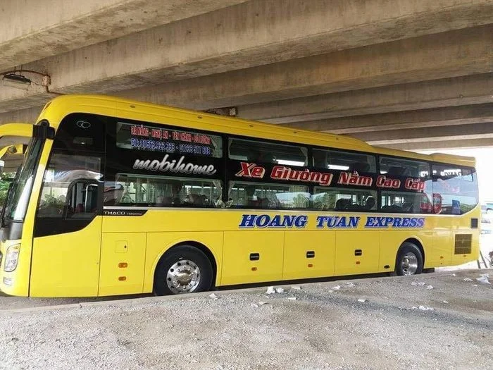 Nhà xe Hoàng Tuấn Đà Nẵng Nghệ An (Ảnh Sưu tầm) Nhà xe Hoàng Tuấn Đà Nẵng Nghệ An (Ảnh Sưu tầm)