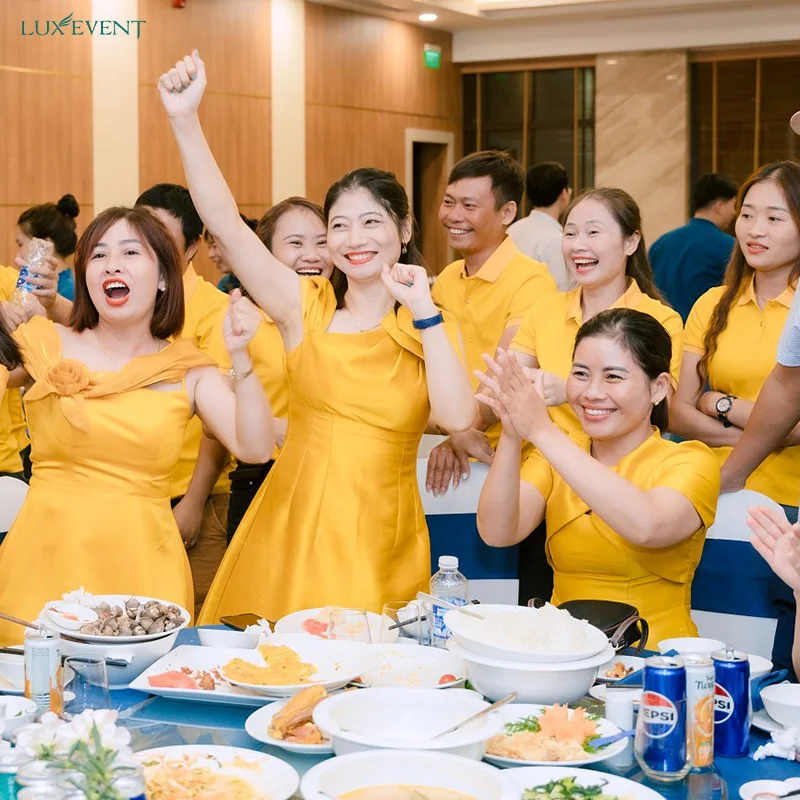 Luxevent 4 Media thần tốc – Đòn bẩy truyền thông nội bộ Luxevent 4 Media thần tốc – Đòn bẩy truyền thông nội bộ