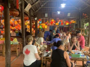 hoi an lantern making class 35