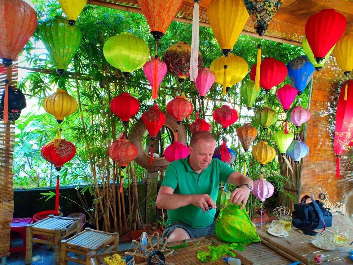 hoi an lantern making class 7